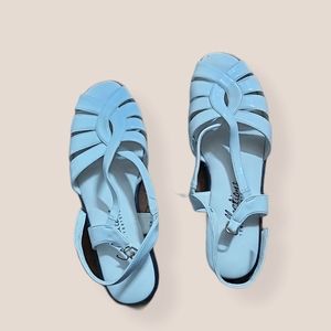 New Tender Tootsies Sandals